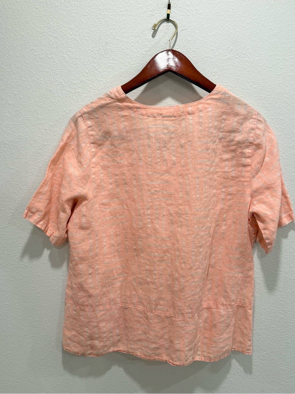 Click 100% Linen Peach Cream Striped V-Neck Top Medium Coastal Summer - Picture 3 of 7